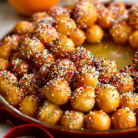 Struffoli Recipe (Classic Italian Honey Balls) 